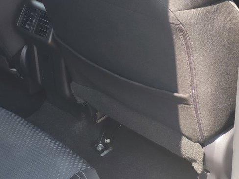 Used 2020 Mitsubishi Outlander SE image 15