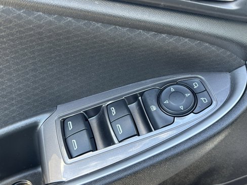 Used 2023 Chevrolet Malibu LT image 17
