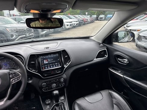 Used 2022 Jeep Cherokee Limited image 36