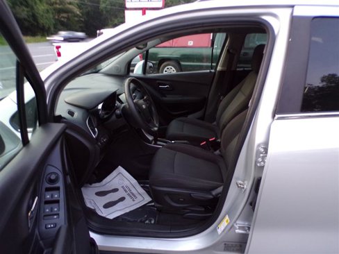 Used 2017 Chevrolet Trax LT image 15