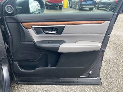 Used 2017 Honda CR-V Touring image 20