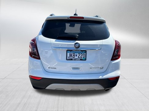 Used 2022 Buick Encore Preferred w/ Safety Package image 5