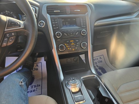 Used 2018 Ford Fusion S image 8