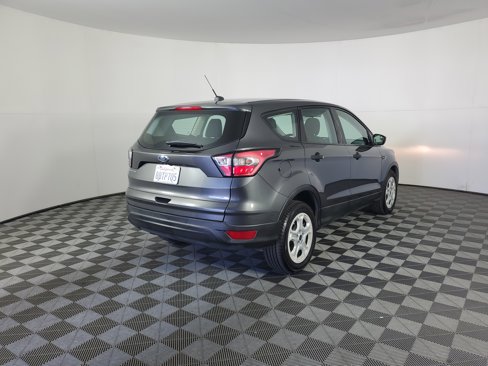 Used 2018 Ford Escape S image 4
