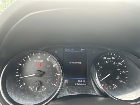 Used 2020 Nissan Rogue SV image 28