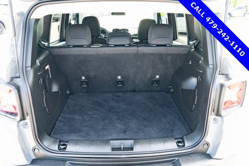 Used 2020 Jeep Renegade Latitude image 35