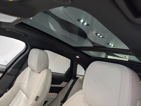New 2026 Jaguar F-PACE R-Dynamic S image 9