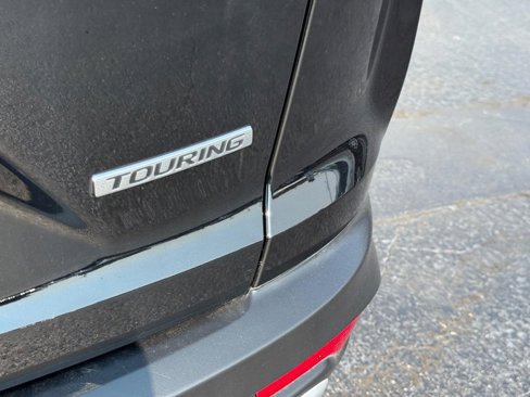 Used 2018 Honda CR-V Touring image 7