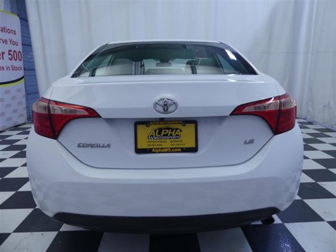 Used 2018 Toyota Corolla LE image 6
