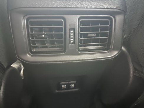 Used 2019 Toyota RAV4 XLE image 20