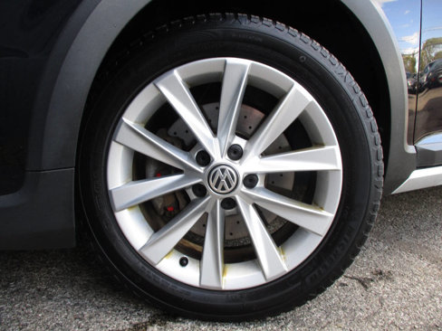 Used 2019 Volkswagen Golf Alltrack S image 81