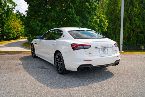 Used 2022 Maserati Ghibli Modena Q4 image 3