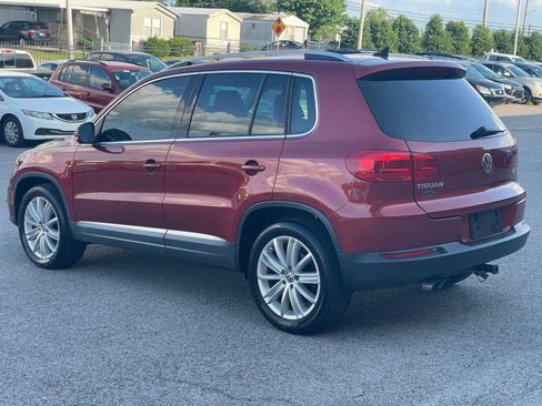Used 2012 Volkswagen Tiguan SE image 5