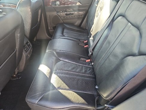 Used 2014 Lincoln MKX AWD w/ Equipment Group 102A image 7