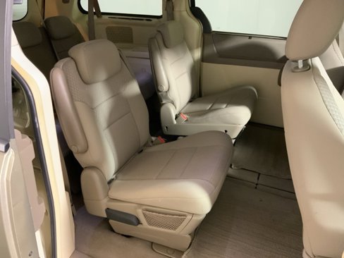 Used 2010 Chrysler Town & Country Touring w/ Family Value Group image 31