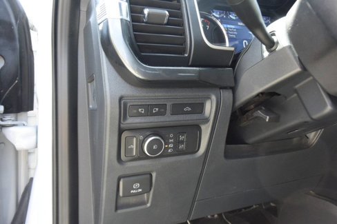 Used 2022 Ford F150 XLT w/ Equipment Group 302A High image 16