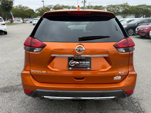 Used 2019 Nissan Rogue SV image 8