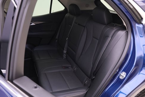 Used 2023 Buick Envision Essence image 10
