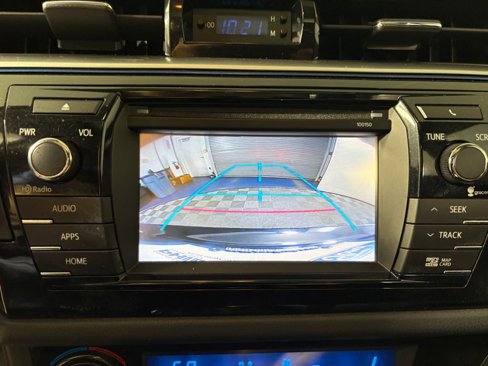 Used 2015 Toyota Corolla S image 17