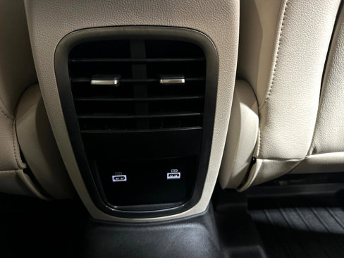 Used 2019 Lincoln MKC Premiere image 21