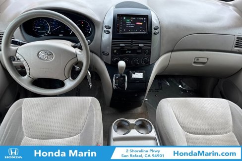Used 2009 Toyota Sienna LE image 17
