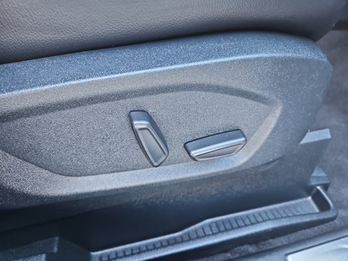 Used 2022 Ford Edge Titanium image 19