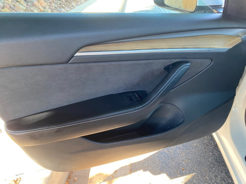 Used 2022 Tesla Model 3 image 13