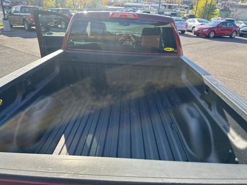 Used 2015 GMC Sierra 1500 SLE w/ SLE Value Package image 31