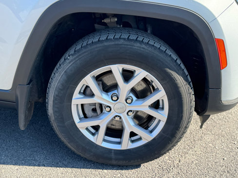 Used 2021 Jeep Grand Cherokee L Limited w/ MOPAR Finishing Package image 33