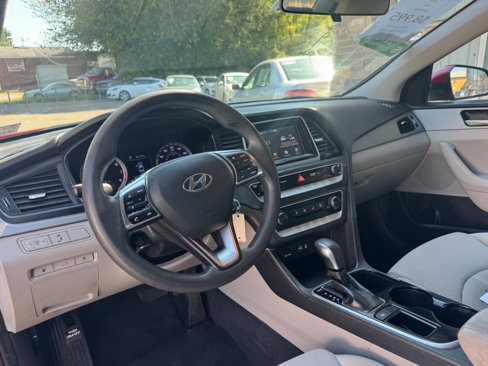Used 2018 Hyundai Sonata SE image 11