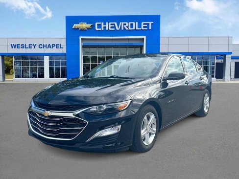 Used 2022 Chevrolet Malibu LS image 1