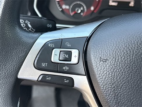 Used 2021 Volkswagen Jetta SE image 14