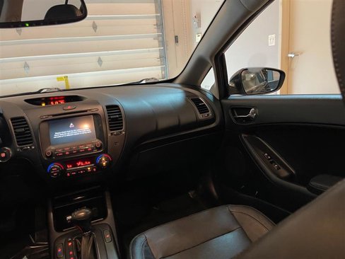 Used 2015 Kia Forte EX w/ EX Premium Package image 11