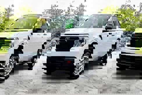 Used 2024 Ford Maverick XL image 12