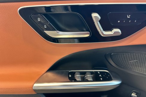 Certified 2022 Mercedes-Benz C 300 Sedan image 11