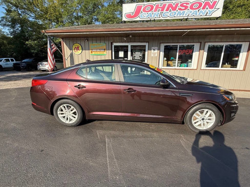 Used 2011 Kia Optima LX image 3