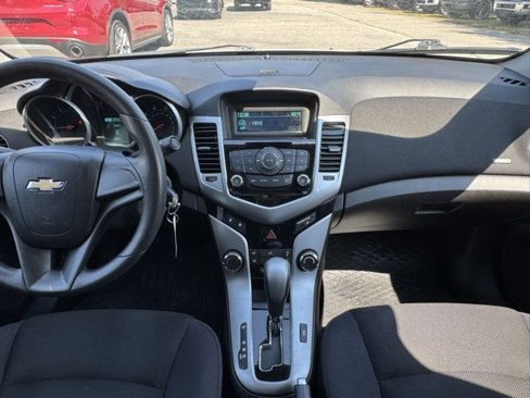 Used 2013 Chevrolet Cruze LT image 19