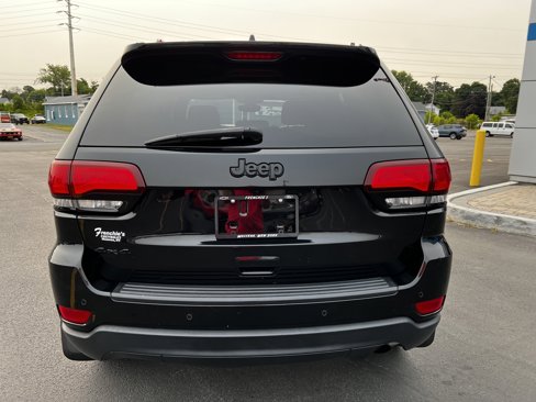 Used 2021 Jeep Grand Cherokee Freedom Edition image 4