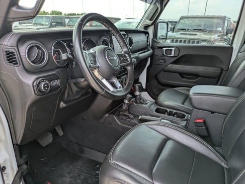 Used 2020 Jeep Gladiator Overland w/ Popular Equipment Package image 9