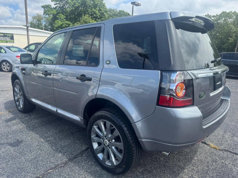 Used 2013 Land Rover LR2 HSE image 6
