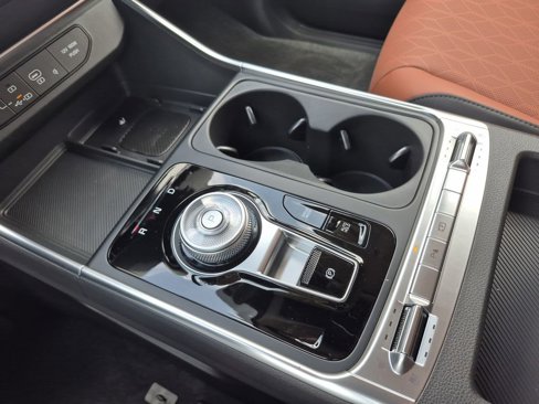 New 2026 Kia Carnival SX image 24