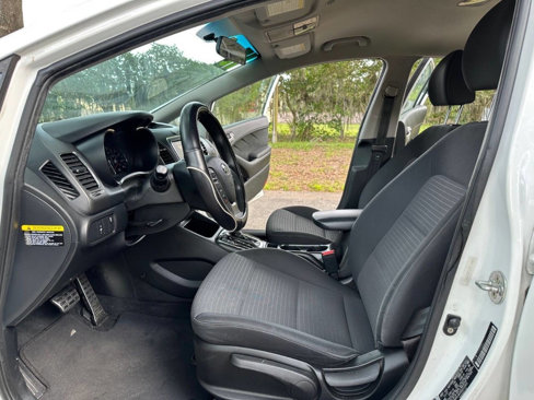 Used 2018 Kia Forte LX w/ LX Popular Package image 12