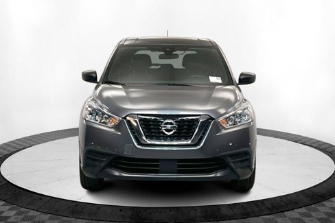 Used 2020 Nissan Kicks S image 9