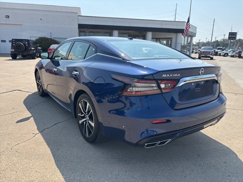 Used 2022 Nissan Maxima SV w/ Floor Mat Group image 4