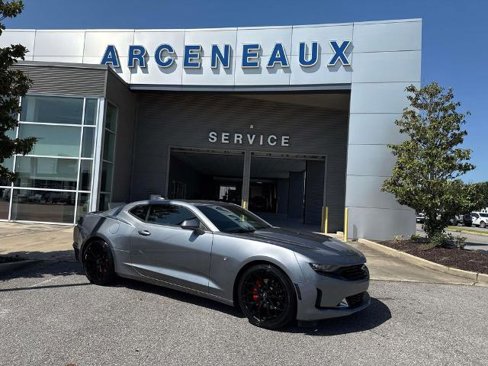 Used 2022 Chevrolet Camaro LT w/ RS Package image 1