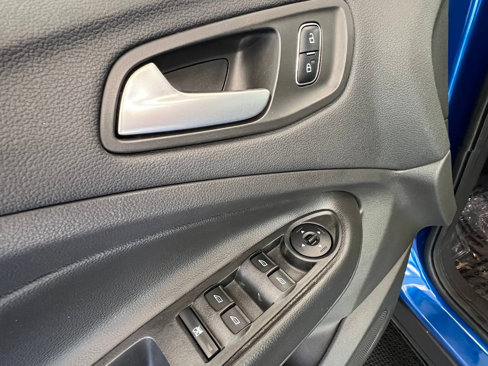 Used 2017 Ford Escape SE image 24