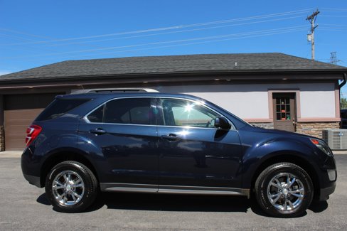 Used 2017 Chevrolet Equinox LT w/ Convenience Package image 3