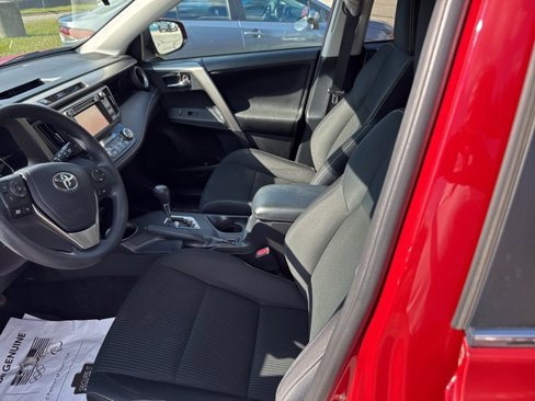 Used 2015 Toyota RAV4 XLE image 13