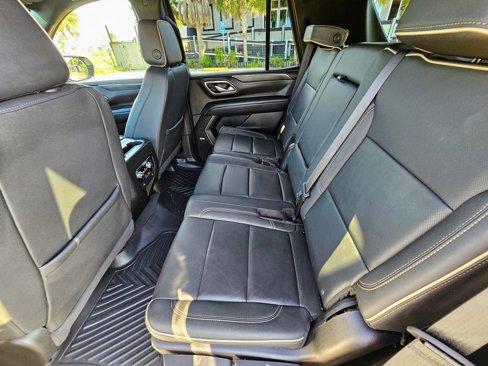 Used 2024 GMC Yukon SLT image 8