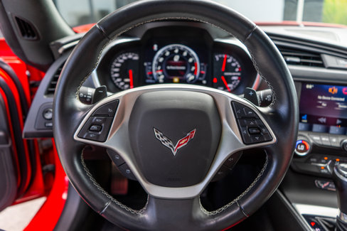 Used 2015 Chevrolet Corvette Stingray Coupe image 21